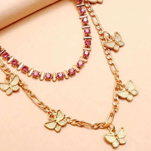3/$30 💛 Rhinestone Butterfly Layered Necklace - Picture 2 of 4